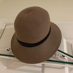 Nine West hat